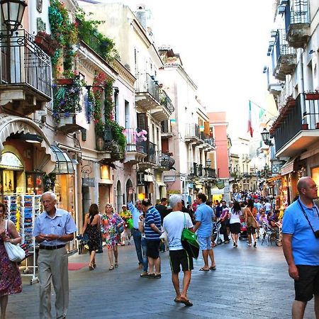 Incantevole E Storico Appartamento In Pieno Centro Taormina Exteriör bild